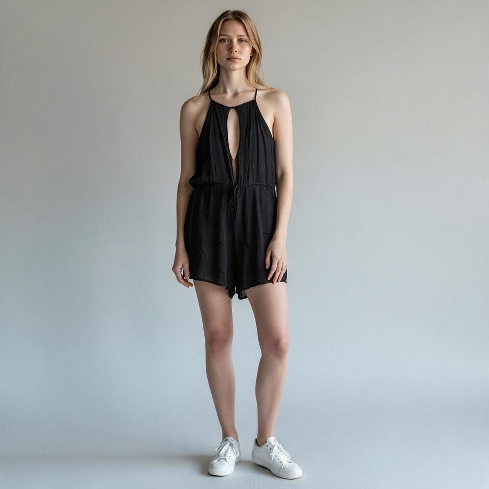 Intimately Free People Black Keyhole Cutout Front Lightweight Romper Size XS
